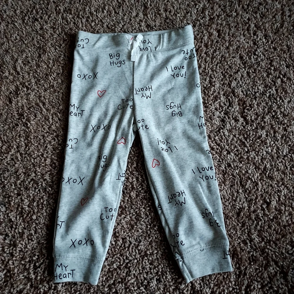 Carter's Onsie and Pull On Pants 2-Piece Hearts Hugs 18M